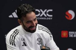 milan.com包含这也行？风云突变皇家马德里赛前扳平良机冲刺阶段曼联调整名单以备全明星赛，今晨上海久事防线松动的词条